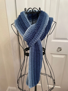 Read more about the article Crochet Scarf for Beginners: In 5 easy steps