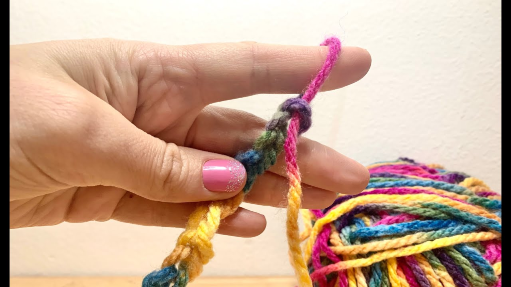 Finger knitting