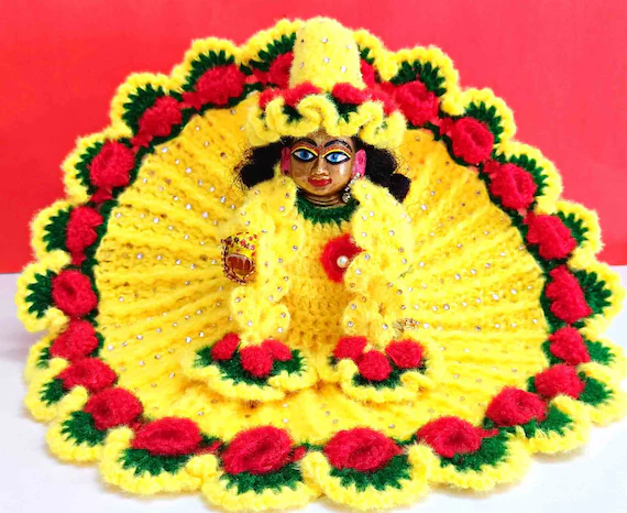 You are currently viewing Crocheting Dress of Lord Krishna In 4 Easy Steps