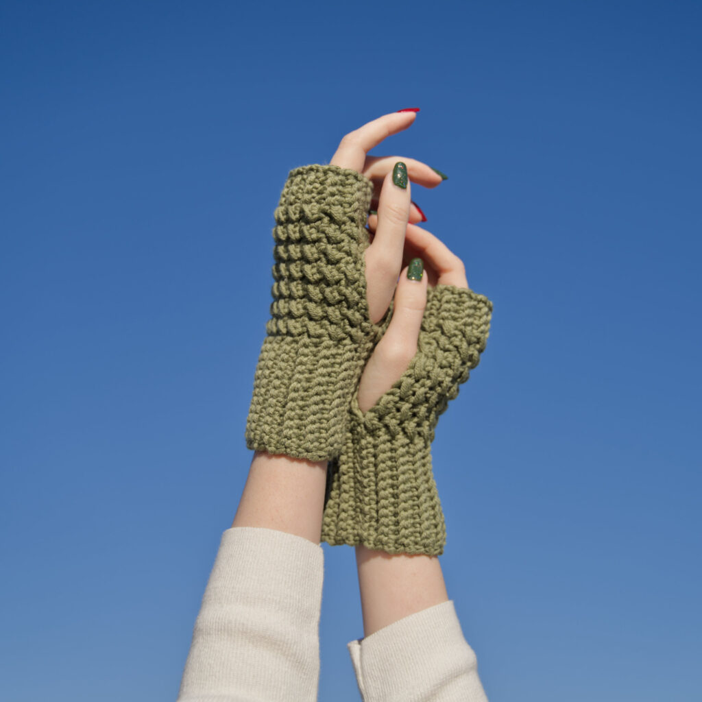 Crochet Hand Gloves: 10 New &Amazing Designs
